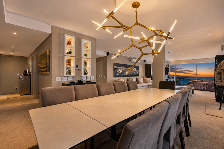 3 Bedroom Property for Sale in Sea Point Western Cape